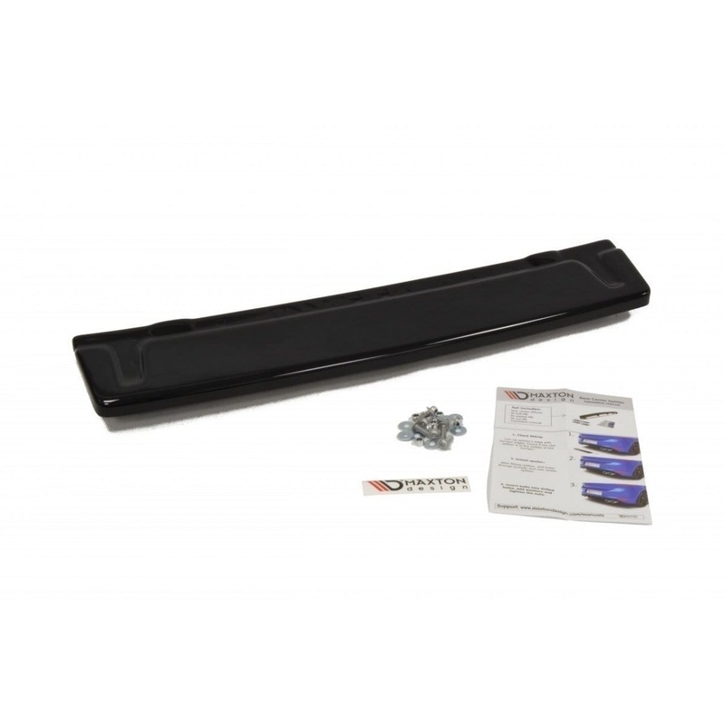 Maxton Design Gloss Black Central Rear Splitter | Volkswagen Mk7 Golf R