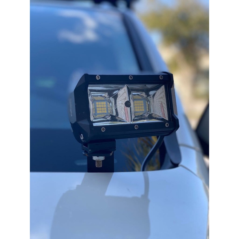Forge Overland Hood Light Bracket | Volkswagen Touareg T2 (NLA)