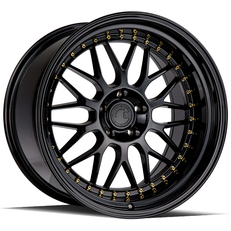 Aodhan AH02 18″ 5×120 Gloss Black (Gold Rivet)
