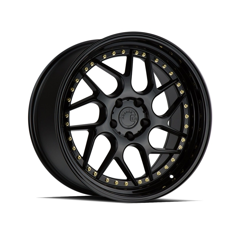 Aodhan DS01 18″ 5×100  Gloss Black W /Gold Rivets