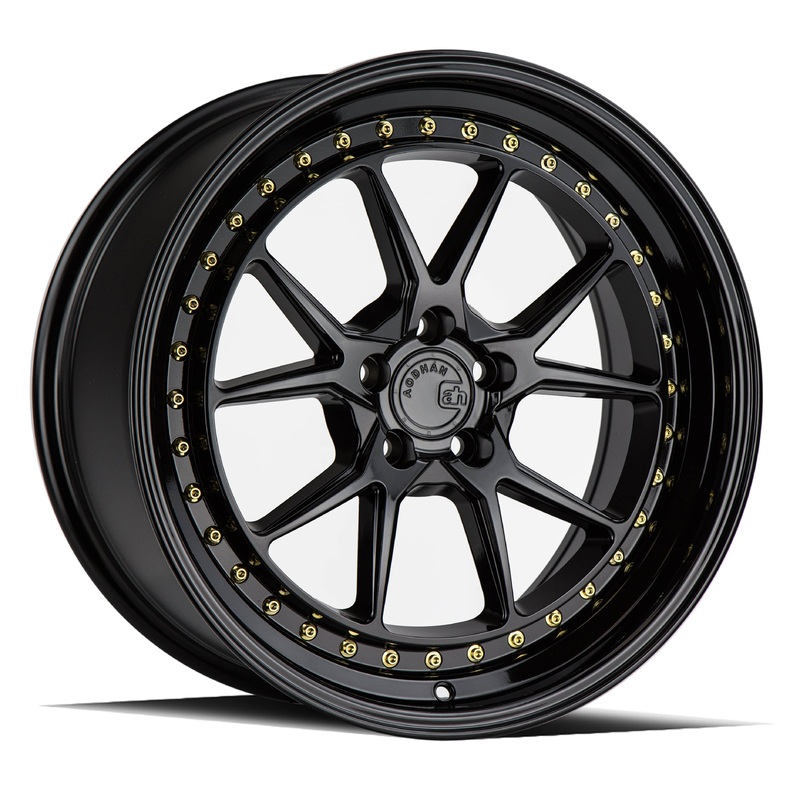 Aodhan DS08  18″ 5×120 Gloss Black w/ Gold Rivets