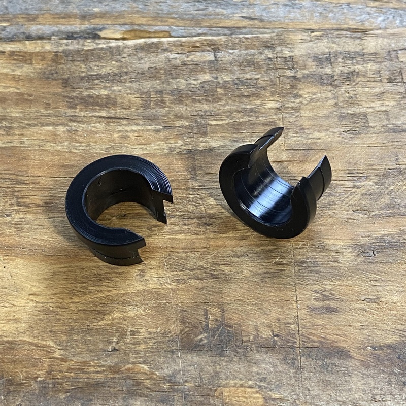 Accelerator pedal bushings – E34, E32, E31