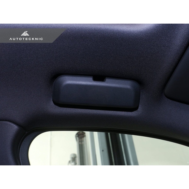 AutoTecknic Grab Handle Sunglasses Case – Porsche Macan